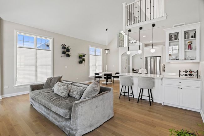 Open Concept for Eat-in Kitchen and Living Room wi | Image 6