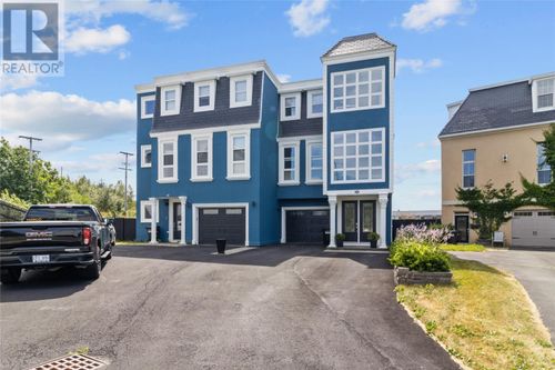 32 King Edward Pl, St. John's, NL, A1A0E3 | Card Image