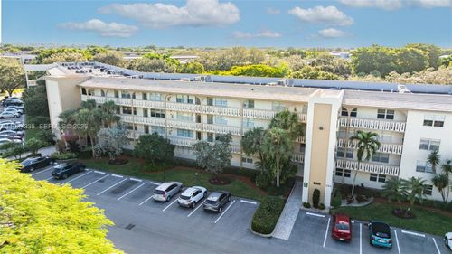 apt-m1-2301 Lucaya Ln, Coconut Creek, FL, 33066-1124 | Card Image