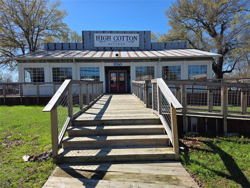 1260 Clarksville St, Paris, TX, 75460-6031 | Card Image