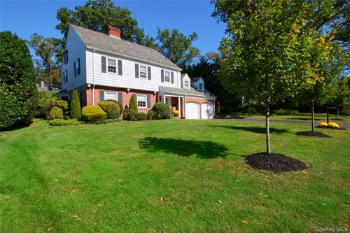 69 Mason Dr, Manhasset, NY, 11030-2006 | Card Image