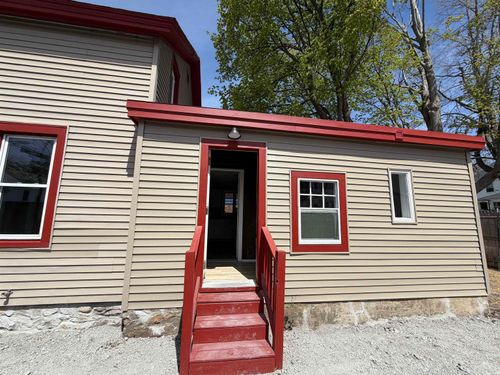 340 Pleasant St, Bennington, VT, 05201-2565 | Card Image