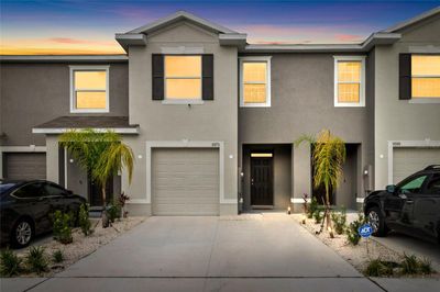 9271 Rock Harbour Way, Townhouse with 3 bedrooms, 2 bathrooms and null parking in Tampa FL | Image 1