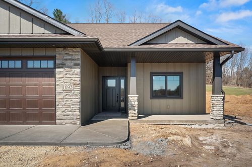 1079 Legend Lane, RIVER FALLS, WI, 54022 | Card Image