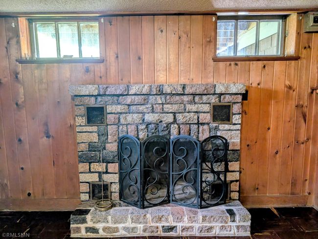 Wood burning fireplace | Image 24