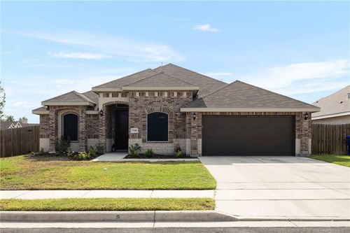 7508 N 54th St, Mission, TX, 78573-1803 | Card Image