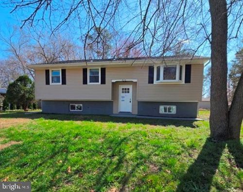 804 Pine Ave, Clayton, NJ, 08312-2044 | Card Image