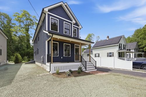 33 Landy Ave, Northampton, MA, 01062-1903 | Card Image