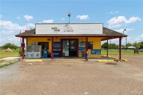 2898 Pennsylvania Ave, San Benito, TX, 78586-6651 | Card Image
