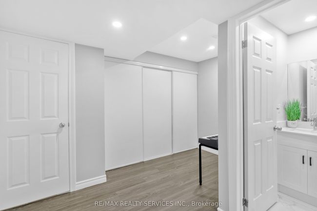 31 Sedgeway Hts, House attached with 3 bedrooms, 4 bathrooms and 3 parking in Vaughan ON | Image 42