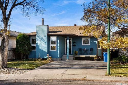 30 Sherman Rd, Regina, SK, S4X2R8 | Card Image