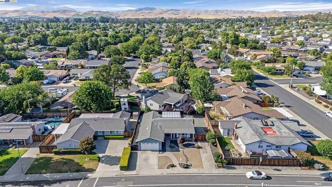 394 Encino Dr, House other with 3 bedrooms, 2 bathrooms and 2 parking in Livermore CA | Image 42