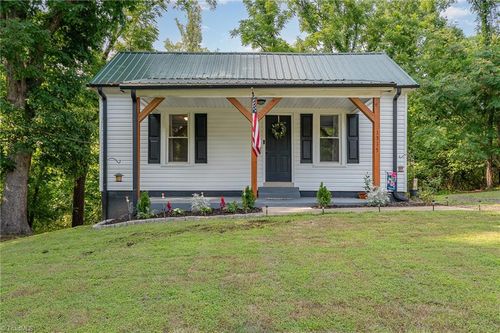 1315 1st St, Eden, NC, 27288-4644 | Card Image