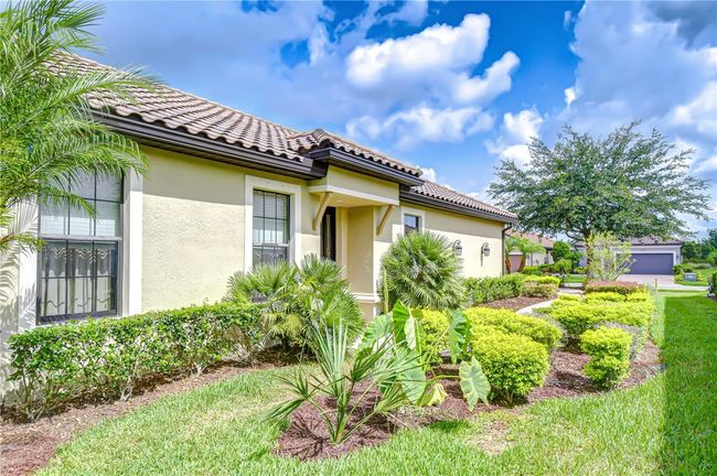 8433 Alberata Vista Dr, House other with 2 bedrooms, 2 bathrooms and null parking in Tampa FL | Image 6