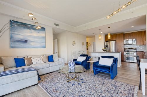 548-3225 Turtle Creek Blvd, Dallas, TX, 75219-5461 | Card Image