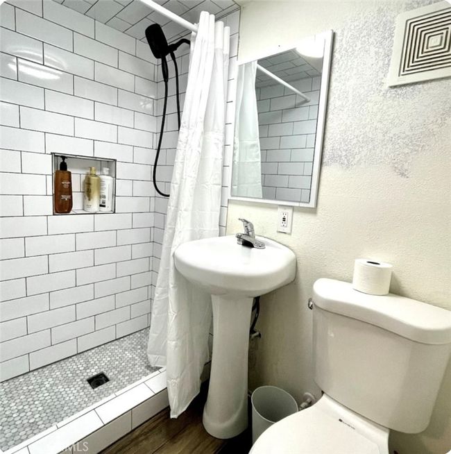 2009 Mojave Scenic Dr, House other with 3 bedrooms, 3 bathrooms and null parking in Wrightwood CA | Image 24
