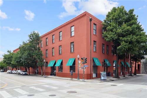 324-330 Julia St, New Orleans, LA, 70130-3682 | Card Image