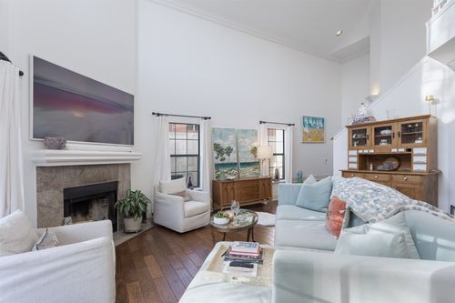 unit-101-5950 Lindenshire Ln, Dallas, TX, 75230-2743 | Card Image