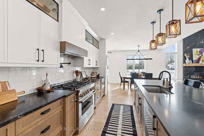 425 Ginger Cres, House other with 5 bedrooms, 4 bathrooms and 6 parking in Metcalfe ON | Image 14
