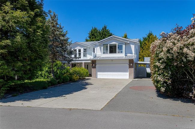 1571 Juan De Fuca Blvd, House other with 5 bedrooms, 3 bathrooms and 4 parking in Parksville BC | Image 11