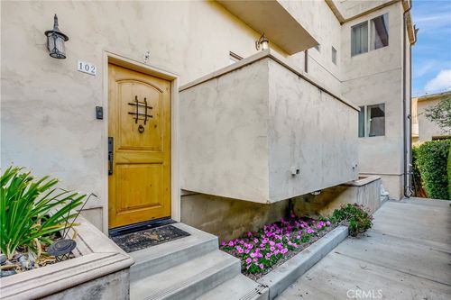 apt-102-11253 Peach Grove St, North Hollywood, CA, 91601-4580 | Card Image