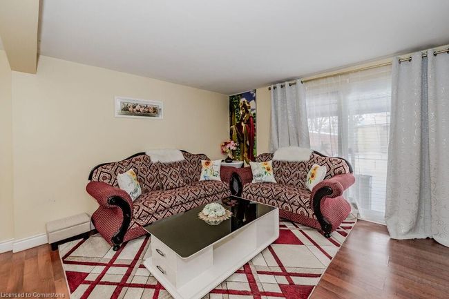 17 Folkstone Cres, House other with 3 bedrooms, 2 bathrooms and 2 parking in Kitchener ON | Image 11