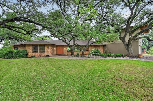2039 W Lotus Ave, Fort Worth, TX, 76111-1618 | Card Image