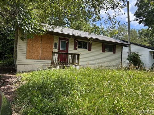 10546 Spring Garden Drive, St Louis, MO, 63137 | Card Image