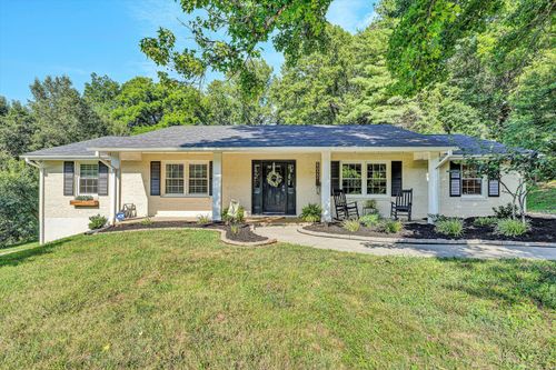 6022 Country Homes Rd, Roanoke, VA, 24018-5611 | Card Image