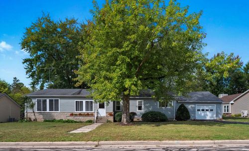 910 S Ijams St, Garrett, IN, 46738-1954 | Card Image