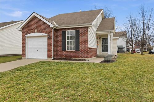 9803 N Hawthorne Ave, Kansas City, MO, 64157-7765 | Card Image