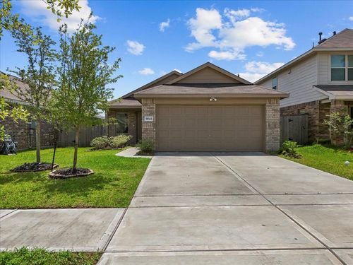 9043 Estes Lakes Dr, Baytown, TX, 77521-3591 | Card Image