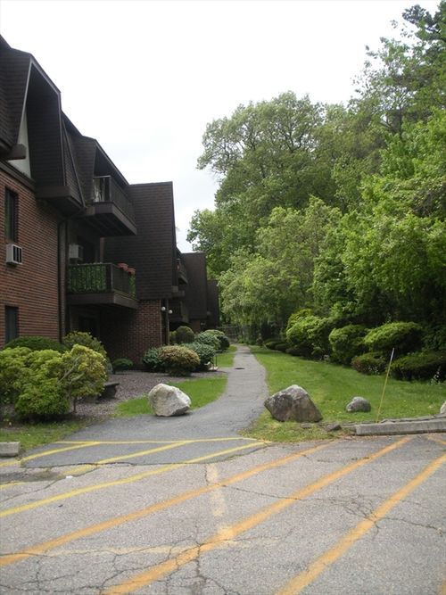 apt-a2-47 West St, Randolph, MA, 02368-4055 | Card Image