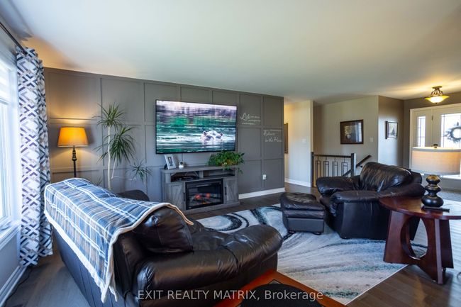 63 Nadine St, House other with 4 bedrooms, 3 bathrooms and 6 parking in Bourget ON | Image 10