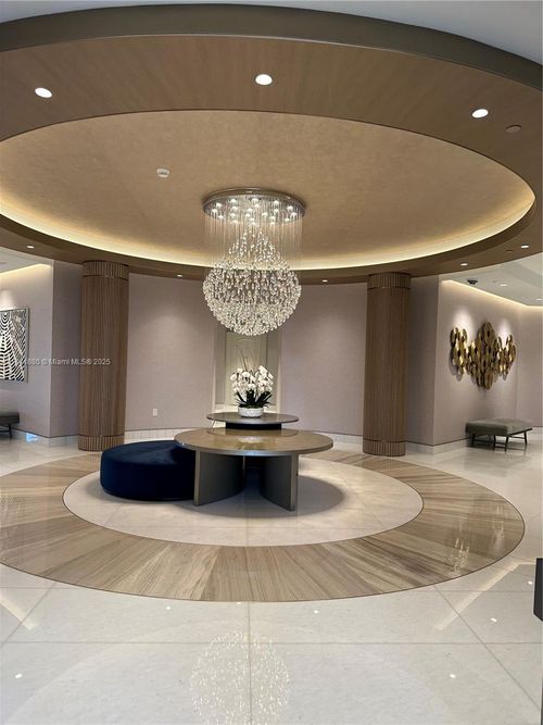 apt-601-888 Brickell Key Dr, Miami, FL, 33131-2604 | Card Image