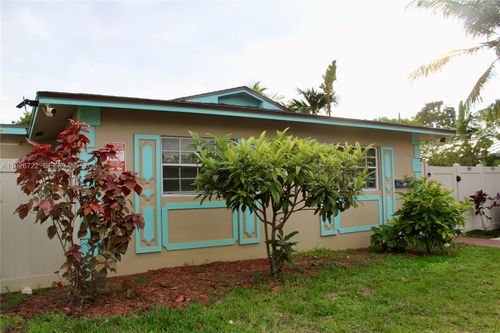 302-300 Sw 8th St, Fort Lauderdale, FL, 33315-3822 | Card Image