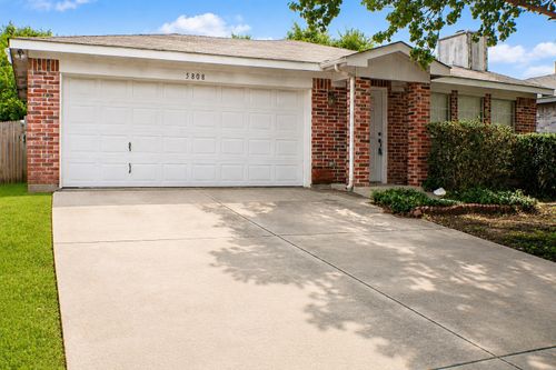 5808 Matt St, Fort Worth, TX, 76179-3706 | Card Image