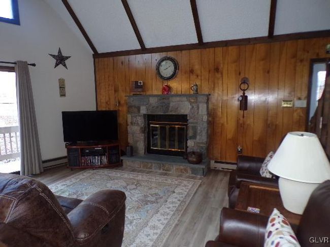 64 Hugo Dr, House other with 3 bedrooms, 2 bathrooms and null parking in Albrightsville PA | Image 24