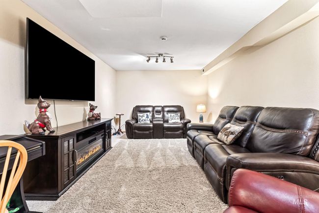 14060 Deerfield Rd, House other with 4 bedrooms, 4 bathrooms and 12 parking in Mccall ID | Image 33