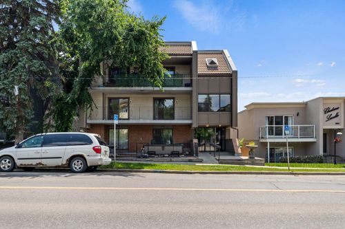 4-1607 26 Ave Sw, Calgary, AB, T2T1C7 | Card Image