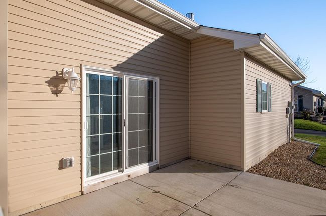 154 Kings Pointe Dr, Townhouse with 2 bedrooms, 2 bathrooms and null parking in Delano MN | Image 29