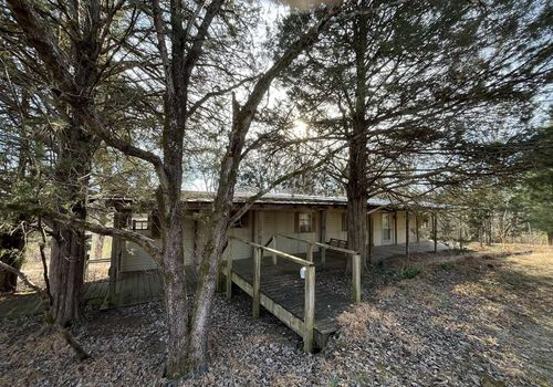 102 Smallmouth Dr, Scottsville, KY, 42164-7789 | Card Image