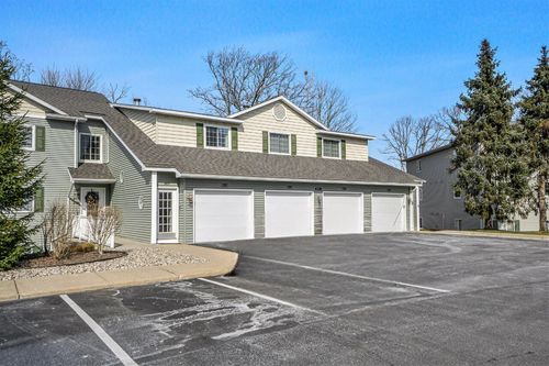 307-4128 W Centre Ave, Portage, MI, 49024-4661 | Card Image