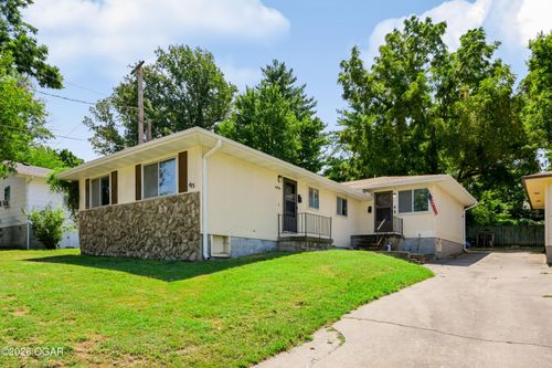 a-415 W Spring Street, Neosho, MO, 64850 | Card Image