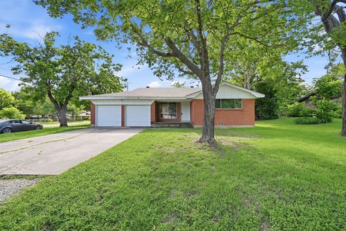 901 Maple Street, Howe, TX, 75459 | Card Image
