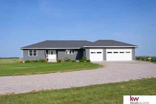 114 Sunset Dr, Hebron, NE, 68370-1069 | Card Image