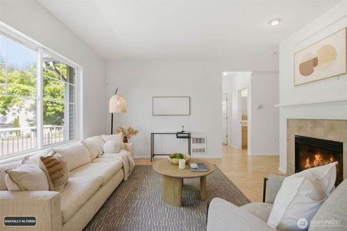 g-205 S 51st St, Renton, WA, 98055-7942 | Card Image