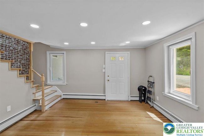 1553 Middle Rd, House other with 4 bedrooms, 5 bathrooms and null parking in Stroudsburg PA | Image 24
