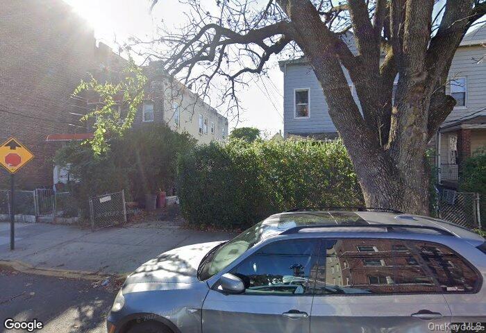 221st St, Bronx, NY 10467