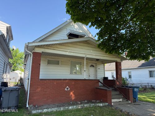2916 Elm St, Toledo, OH, 43608-1952 | Card Image